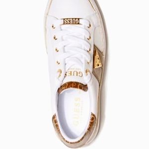 Guess Women's Gwinne Low-Top Sneakers